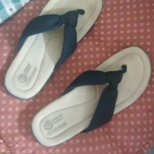 Black tan Earth Spirit Sandals